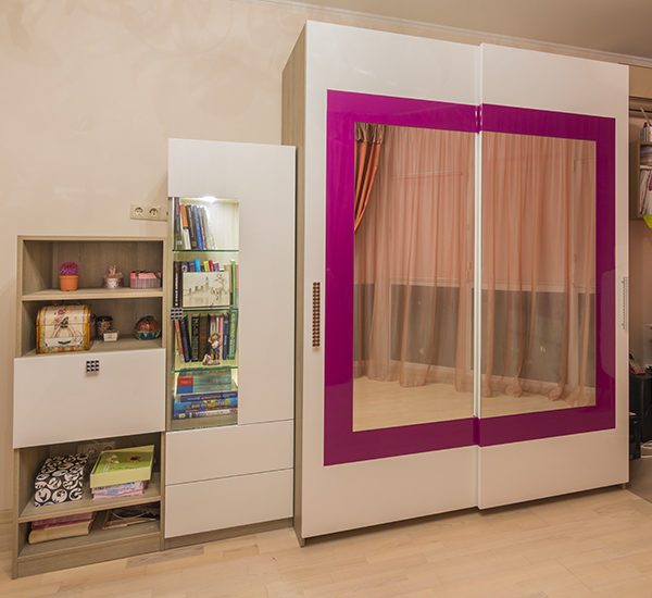 1 77 600x550 - Шкаф-купе с немецкой системой Hettich TopLine L