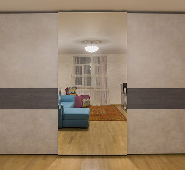 2 77 600x550 - Шкаф-купе с немецкой системой дверей Hettich TopLine XL